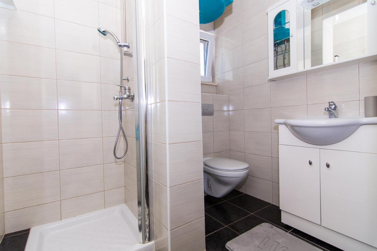 Apartmani Mlacic Donji Okrug  エクステリア 写真