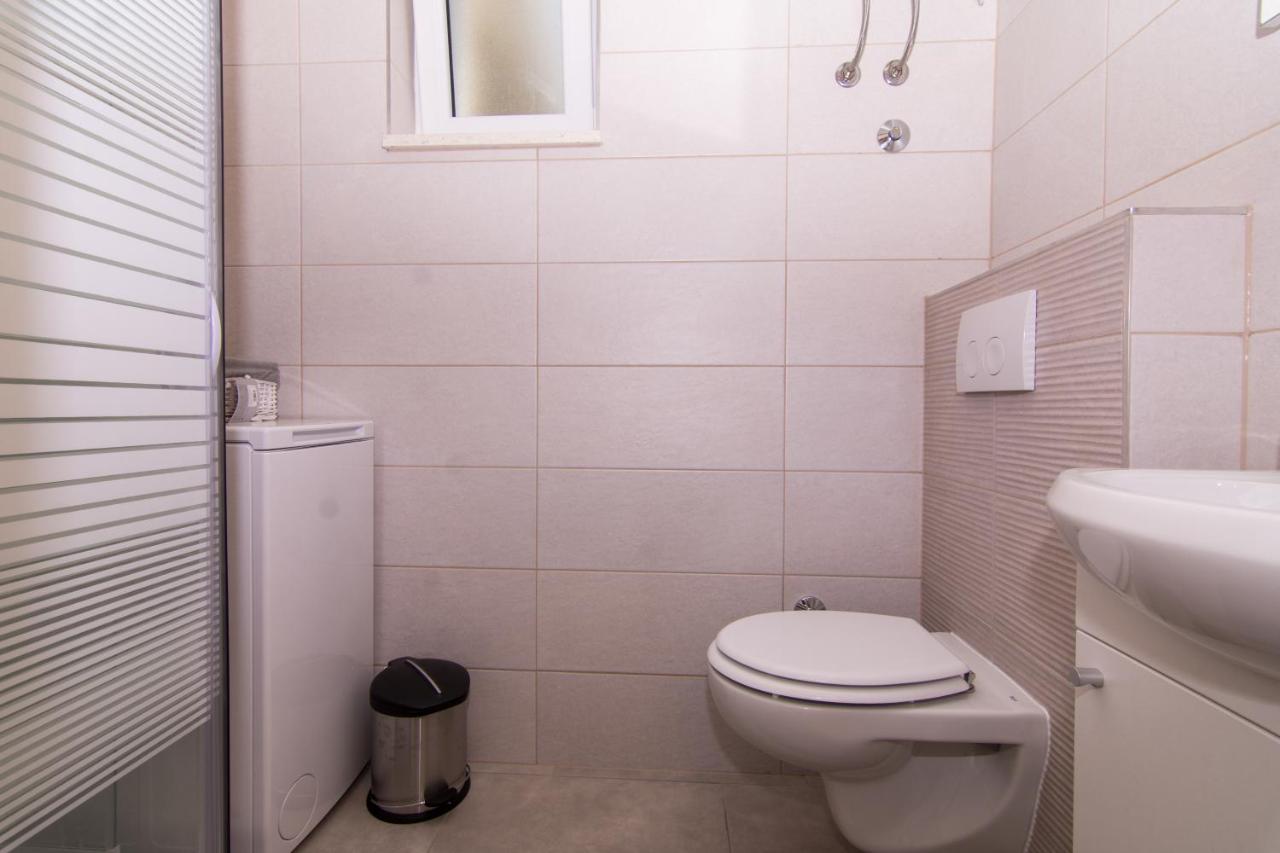 Apartmani Mlacic Donji Okrug  エクステリア 写真