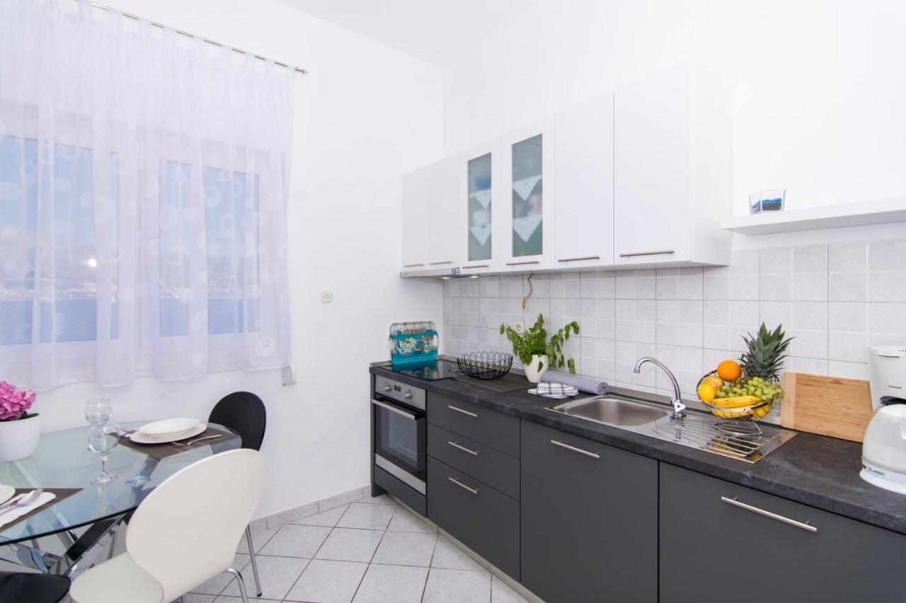 Apartmani Mlacic Donji Okrug  エクステリア 写真